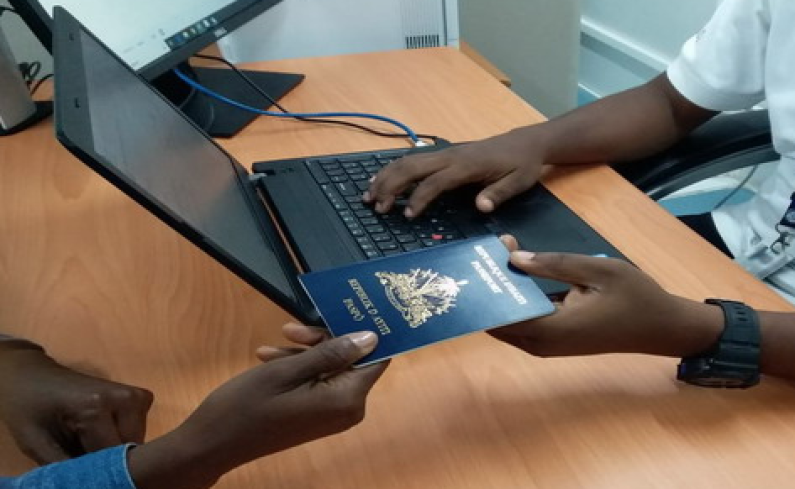 President revokes visa-free travel for Haitians