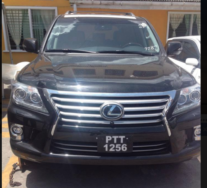 Police seize luxury Lexus with fake number plates