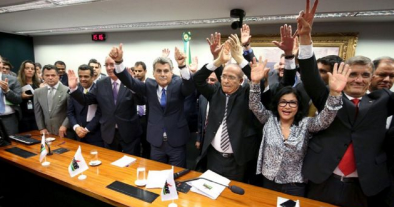 Brazil Rousseff: Key party leaves president’s coalition