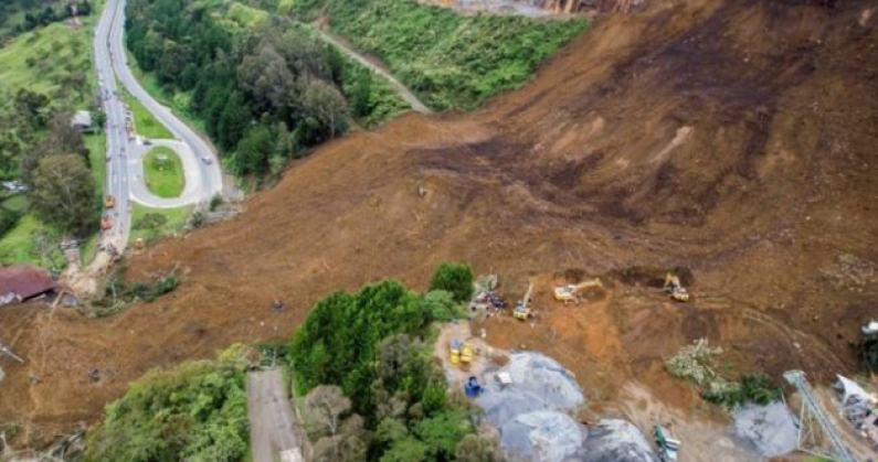Deadly Colombia landslide engulfs highway near Medellin