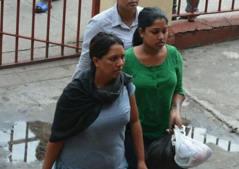 Mother and teen daughter remanded to jail for cocaine in handbag bust