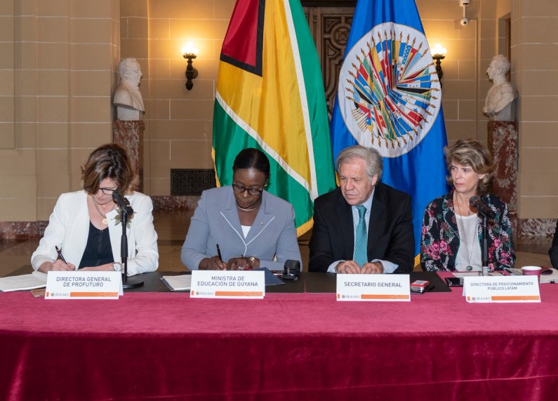 Guyana signs major agreement to bridge the technological gap between Coastal and Hinterland schools