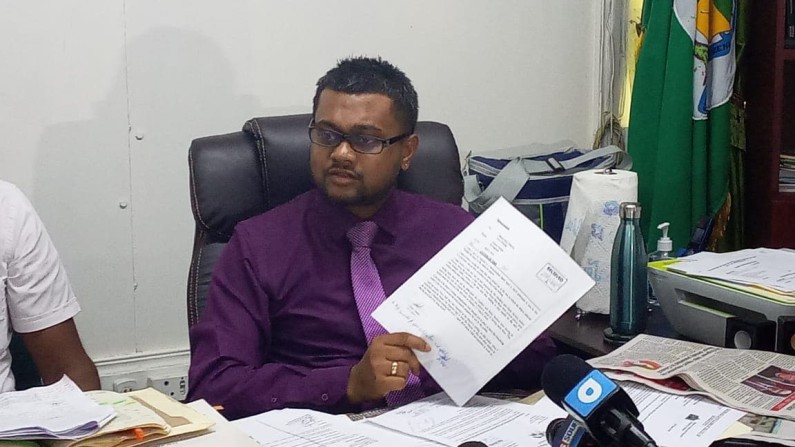 Mayor Narine blasts City Engineer and Bad Management in City Departments