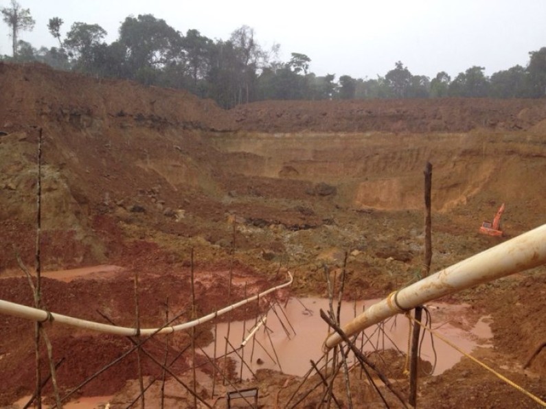 Matthew’s Ridge pork knocker dies in mining pit collapse