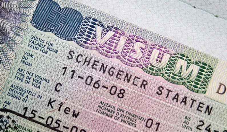 President issues calls on EU to begin issuing Schengen visas in Guyana