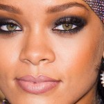 Rihanna teases new song ahead of album