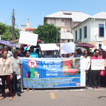 Large midday protest held against parking meters; City Mayor open to dialogue