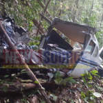 Air Services plane suspected of hitting mountain before breaking apart in jungle