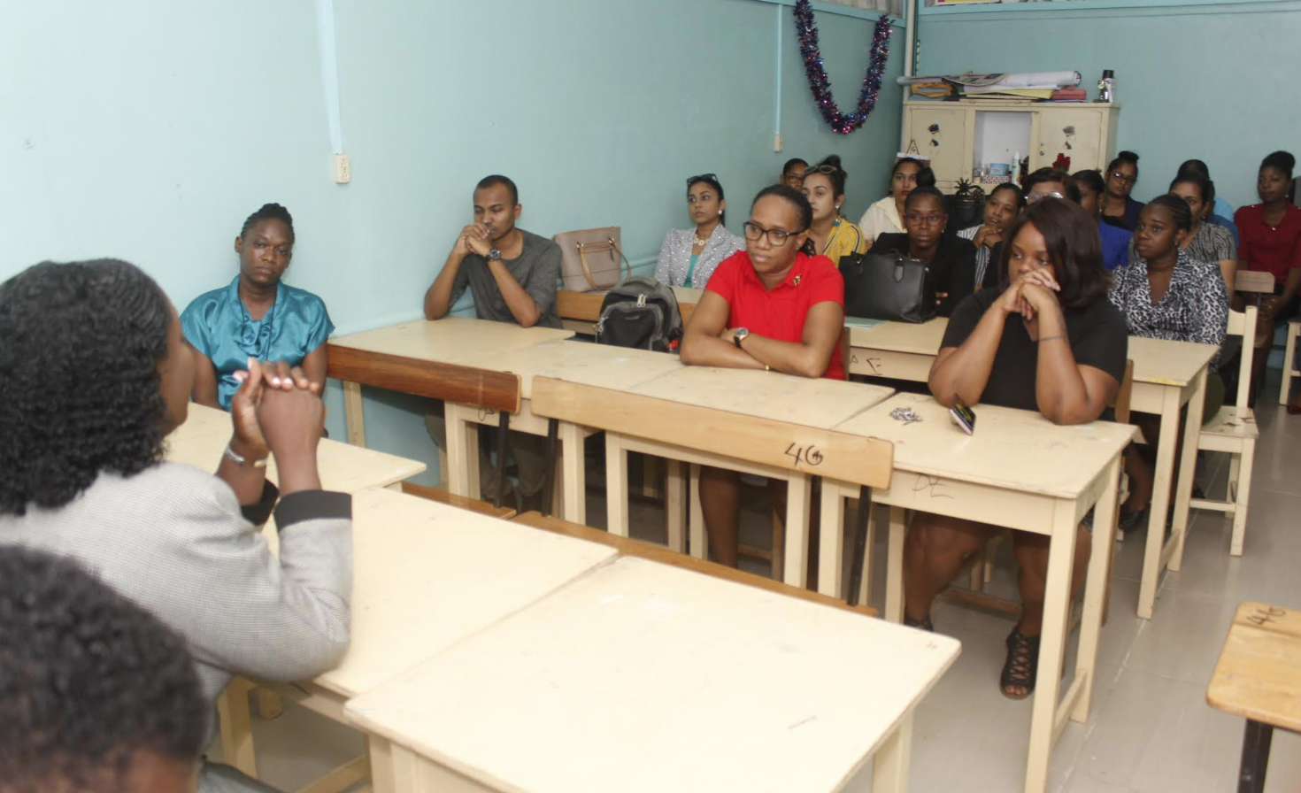 Education Minister meets with students and teachers of Richard Ishmael ...