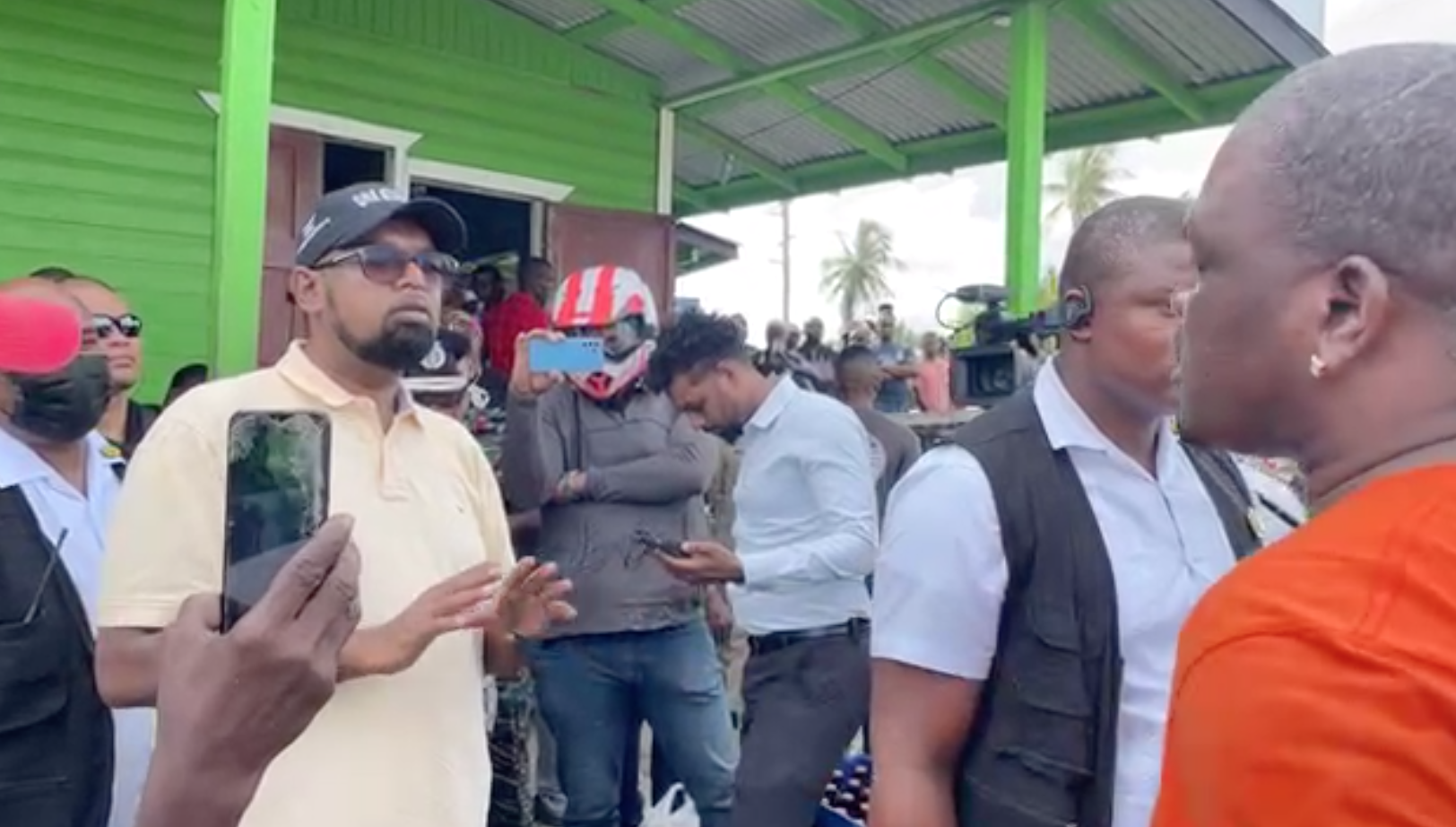 “I also want justice…but justice for Quindon Bacchus can’t mean injustice for others” -President tells Buxtonians – News Source Guyana