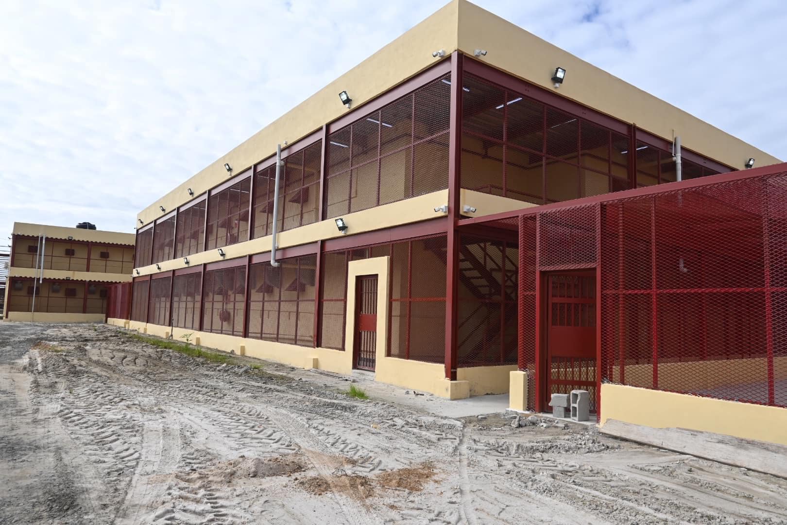 Lusignan Prisoners being moved from holding bay to new prison blocks – News Source Guyana