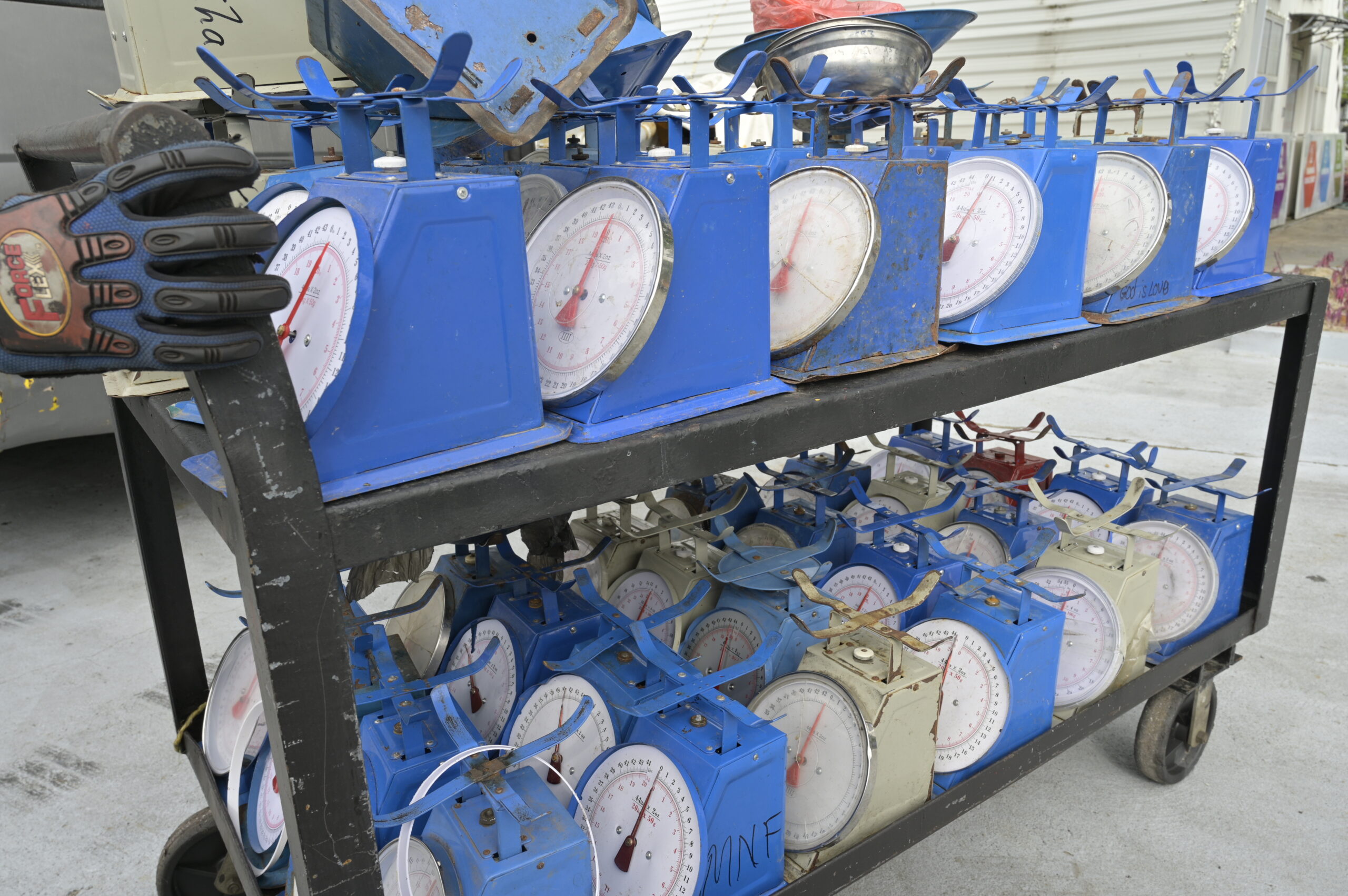 GNBS seizes 160 unapproved measuring instruments from market places ...