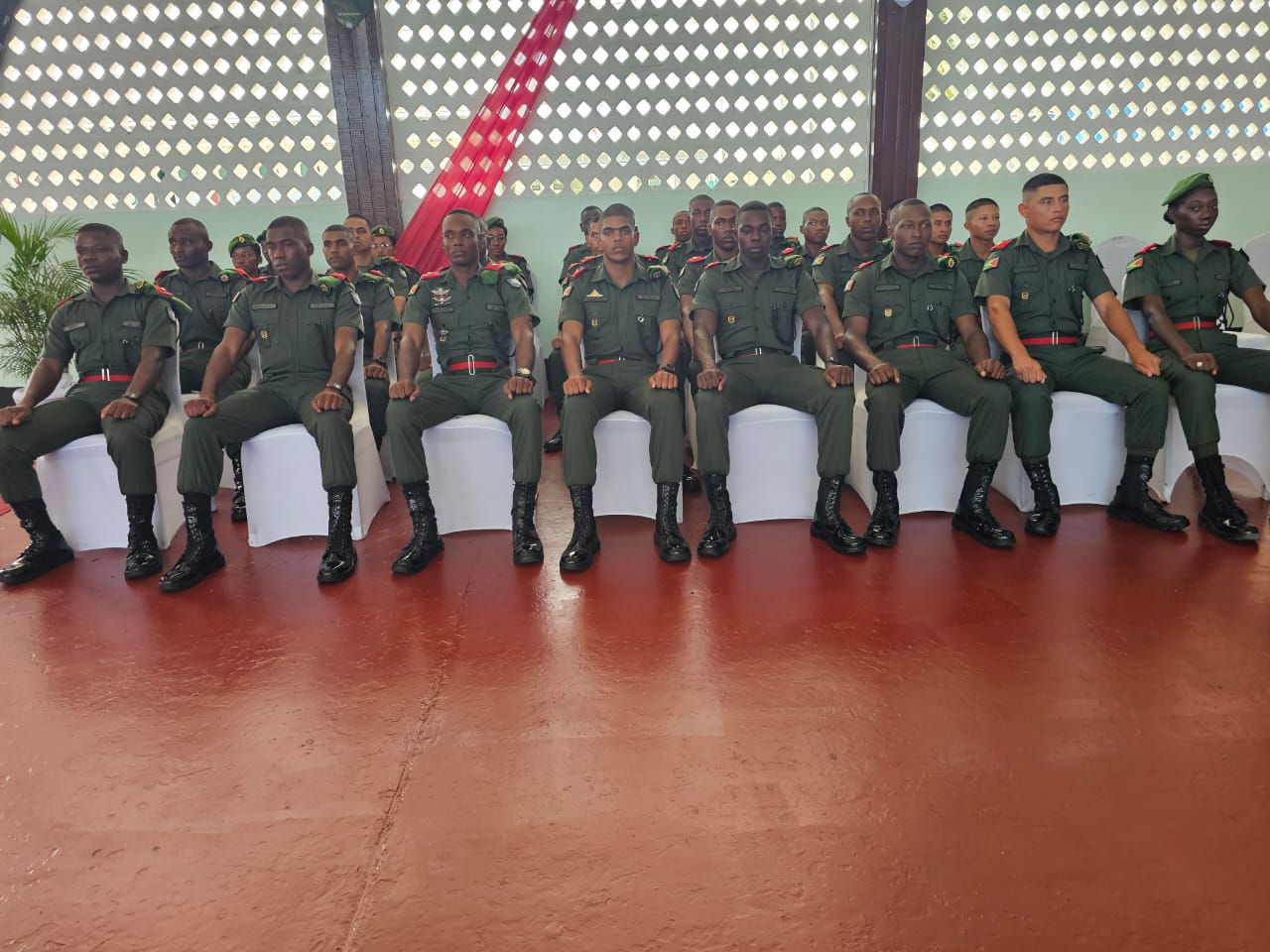 31 complete GDF Standard Officers’ Course #56