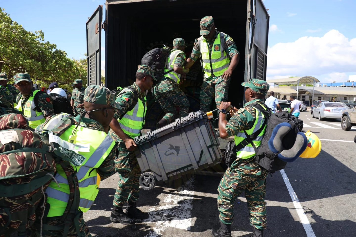 Jamaica hails Guyana’s support for rebuilding efforts; GDF team on the ground in hurricane ravaged communities