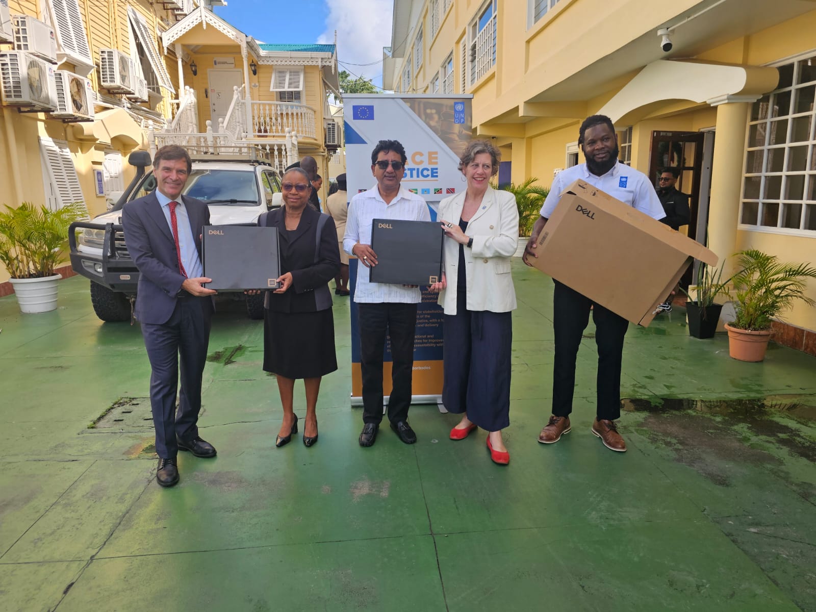 US0,000 worth of IT equipment and software handed over to Judiciary, DPP Chambers and Police Force – News Source Guyana US0,000 worth of IT equipment and software handed over to Judiciary, DPP Chambers and Police Force – News Source Guyana